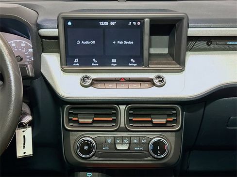 Certified 2022 Ford Maverick XLT w/ Equipment Group 300A Standard image 12