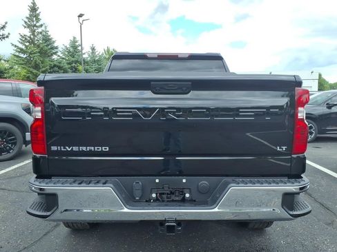Used 2024 Chevrolet Silverado 1500 LT AWD/4WD image 5