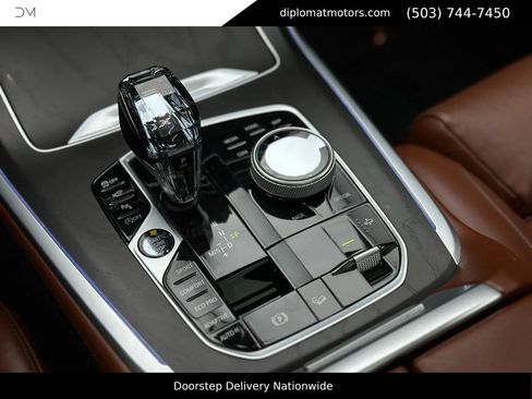 Used 2021 BMW X7 M50i image 29