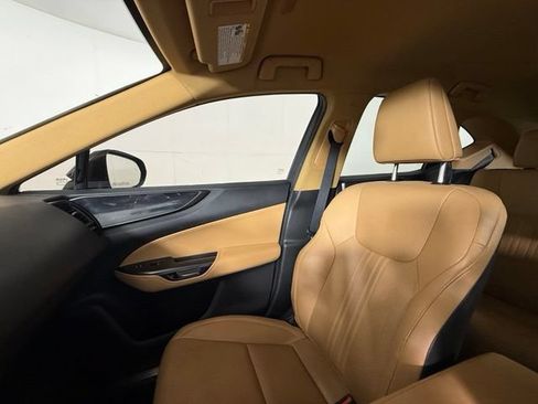 Used 2023 Lexus NX 250 FWD w/ Towing Package (2000 Lbs) image 20