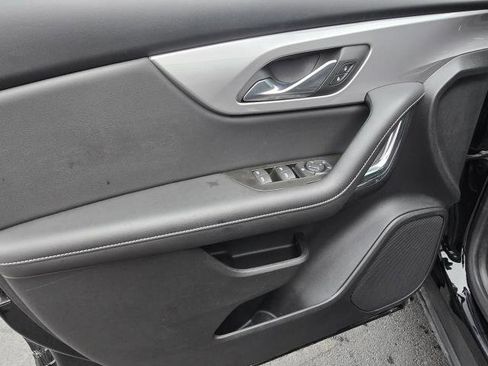 Used 2023 Chevrolet Blazer LT w/ Driver Confidence Package image 8