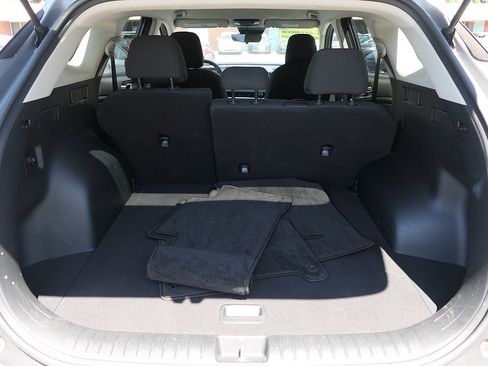 Used 2025 Kia Sportage LX FWD image 21