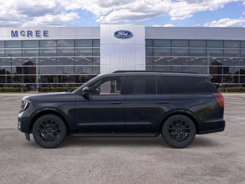 New 2026 Ford Expedition Platinum w/ Stealth Appearance Package AWD/4WD image 3