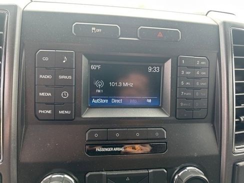 Used 2017 Ford F150 XLT image 9