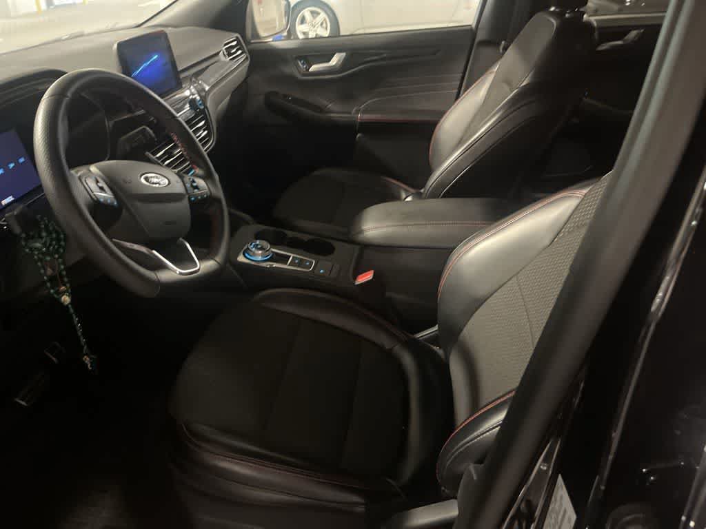 Used 2024 Ford Escape ST-Line w/ Equipment Group 301A FWD image 7