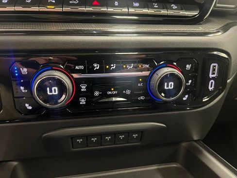 New 2026 Chevrolet Silverado 2500 ZR2 w/ LPO, Dark Essentials Package AWD/4WD image 10