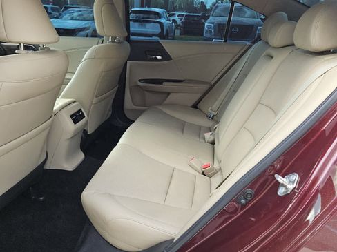 Used 2017 Honda Accord EX-L image 4