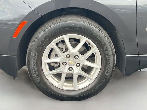 Used 2023 Chevrolet Equinox LT image 29