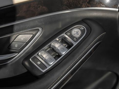 Used 2016 Mercedes-Benz S 550 Sedan image 59