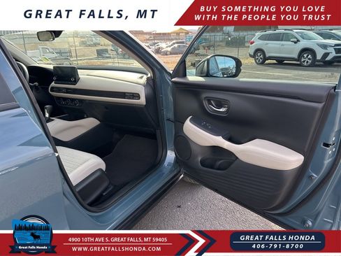 Certified 2025 Honda HR-V LX image 29