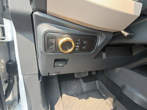 Used 2024 Ford Bronco Wildtrak AWD/4WD image 16