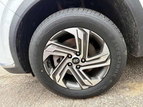 Used 2022 Hyundai Santa Fe SEL w/ Convenience Package image 6