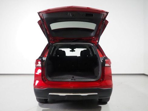 Used 2022 Chevrolet Equinox LT FWD image 36
