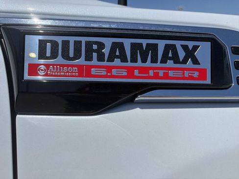 New 2026 GMC Sierra 2500 SLT w/ SLT Convenience Package AWD/4WD image 39