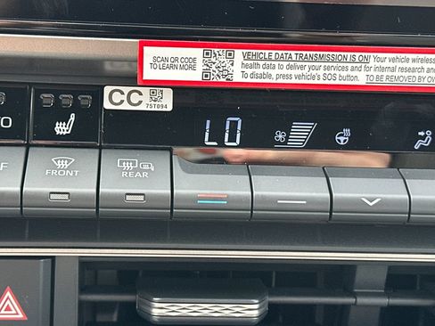 Used 2026 Toyota Camry SE FWD image 30