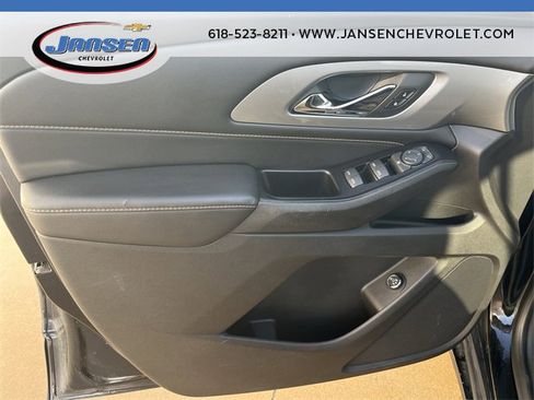 Used 2019 Chevrolet Traverse LT image 21