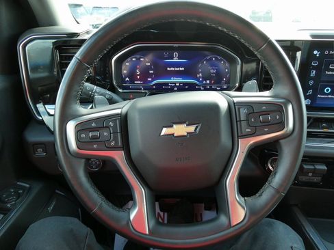 Certified 2024 Chevrolet Silverado 1500 LTZ image 30