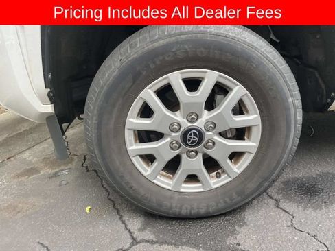 Used 2024 Toyota Tacoma SR5 AWD/4WD image 2