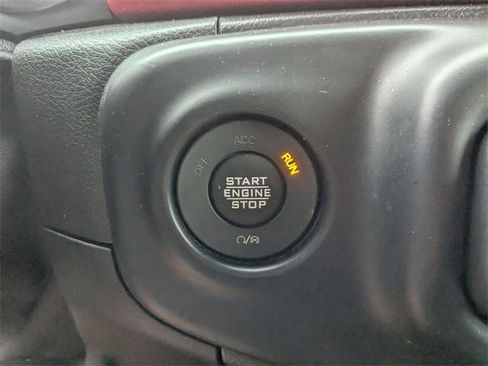 Used 2021 Jeep Wrangler Unlimited Rubicon w/ Xtreme Recon 35" Tire Package image 19