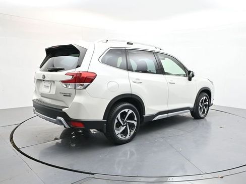 Used 2023 Subaru Forester Touring AWD/4WD image 8