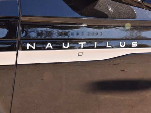 New 2026 Lincoln Nautilus Premier w/ Equipment Group 102A image 43