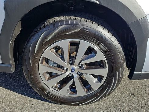 Certified 2025 Subaru Outback Premium image 8