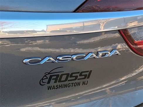 Used 2019 Buick Cascada Premium image 29