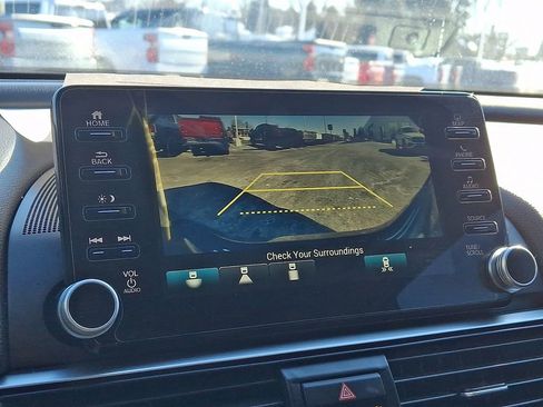 Used 2019 Honda Accord Touring image 17