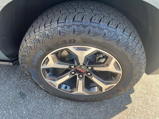 Used 2026 GMC Yukon XL AT4 Ultimate AWD/4WD image 13
