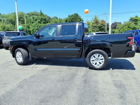 Certified 2023 Nissan Frontier SV w/ Tow Package AWD/4WD image 8