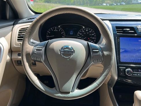 Used 2015 Nissan Altima 2.5 SL w/ Moonroof Package FWD image 27