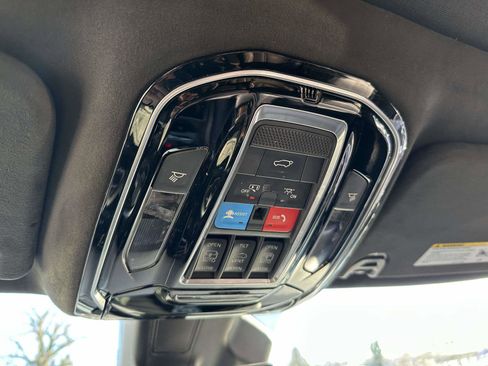 Used 2022 Jeep Grand Wagoneer Series II w/ Premium Group II AWD/4WD image 31