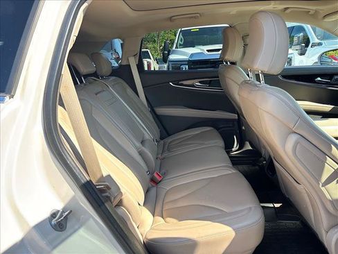Used 2022 Lincoln Nautilus Reserve AWD/4WD image 22