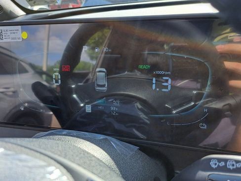 New 2025 Kia Sportage X-Line image 8