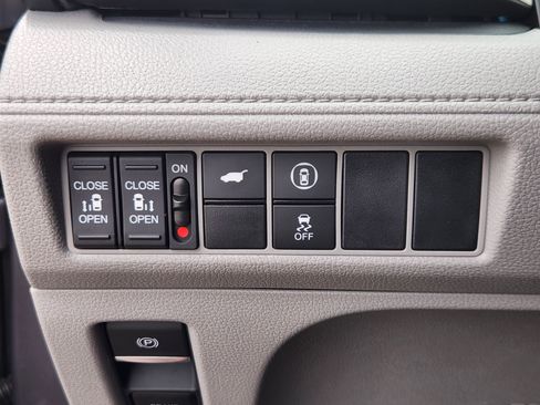 Certified 2024 Honda Odyssey EX-L image 26