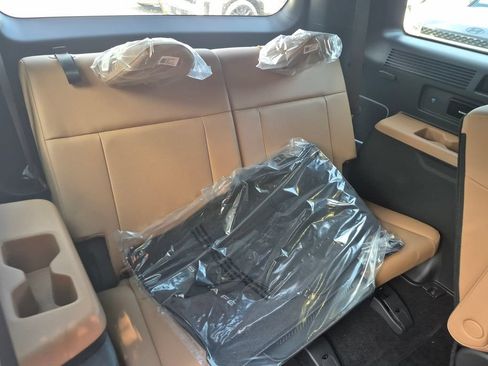New 2027 Hyundai Santa Fe Limited FWD image 19