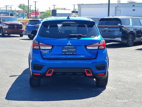 Used 2020 Mitsubishi Outlander Sport AWD image 5