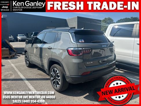 Used 2024 Jeep Compass Limited AWD/4WD image 8