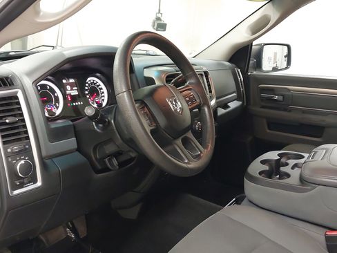 Used 2017 RAM 2500 SLT AWD/4WD image 18