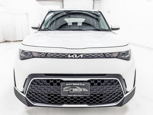 Used 2023 Kia Soul S FWD image 10