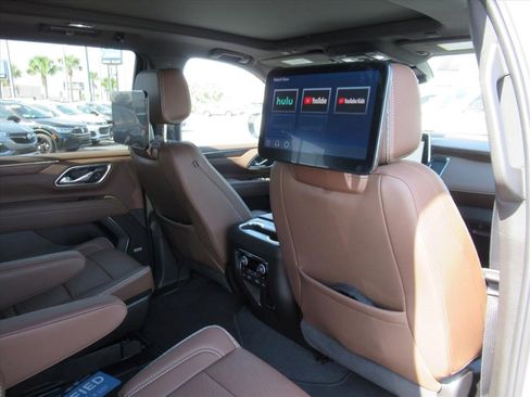 Certified 2024 Chevrolet Tahoe High Country w/ Advanced Technology Package image 10