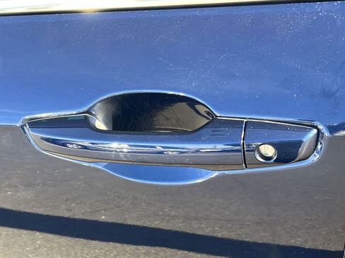 Used 2018 Honda CR-V Touring image 44