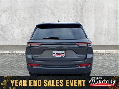 New 2025 Jeep Grand Cherokee 4WD