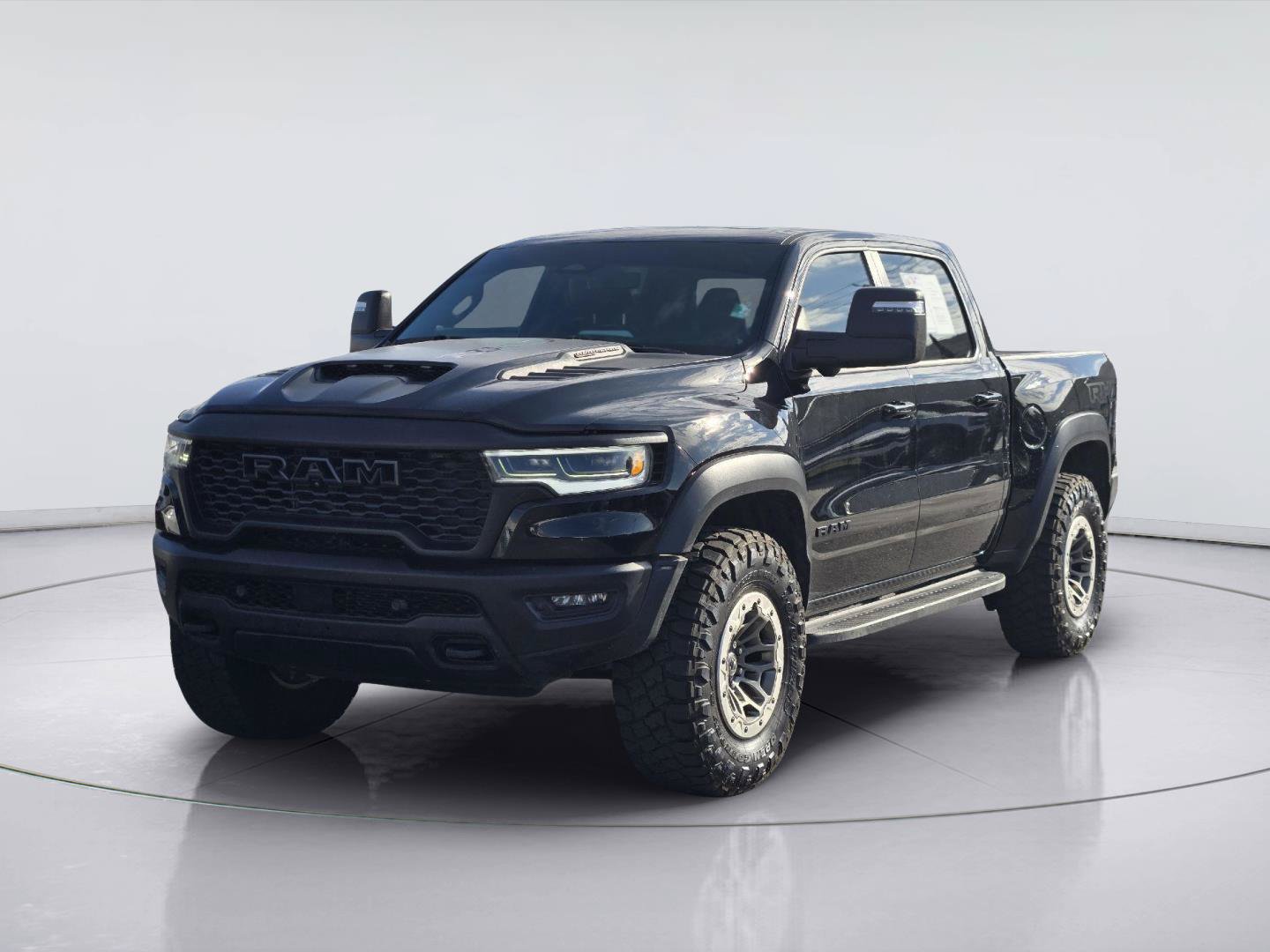 Used 2025 RAM 1500 RHO w/ RHO Level 1 Equipment Group AWD/4WD image 1