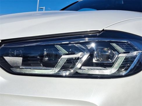 Used 2024 BMW X3 sDrive30i w/ Premium Package image 9