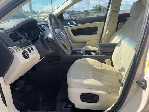 Used 2016 Lincoln MKS w/ Equipment Group 101A FWD image 9