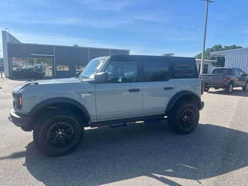 Used 2024 Ford Bronco Wildtrak AWD/4WD image 2