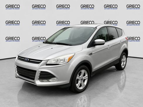 Used 2014 Ford Escape SE AWD/4WD image 3