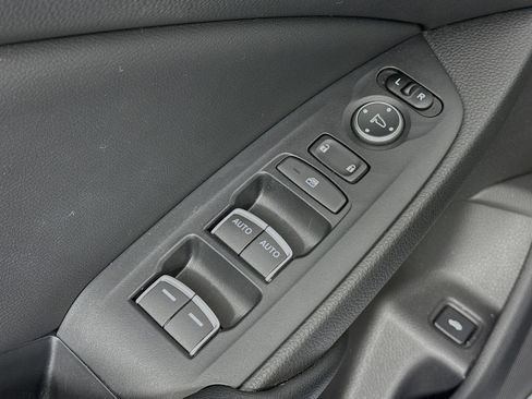 Certified 2018 Honda Accord EX-L image 17