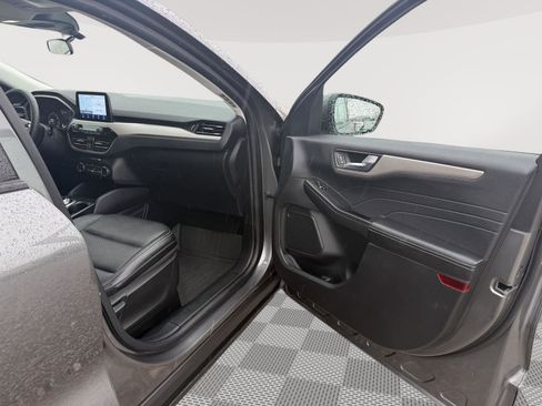 Used 2022 Ford Escape SEL AWD/4WD image 15